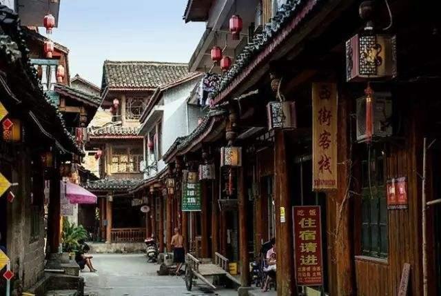 乌军弹药不足 马克龙要法国军工企业增产